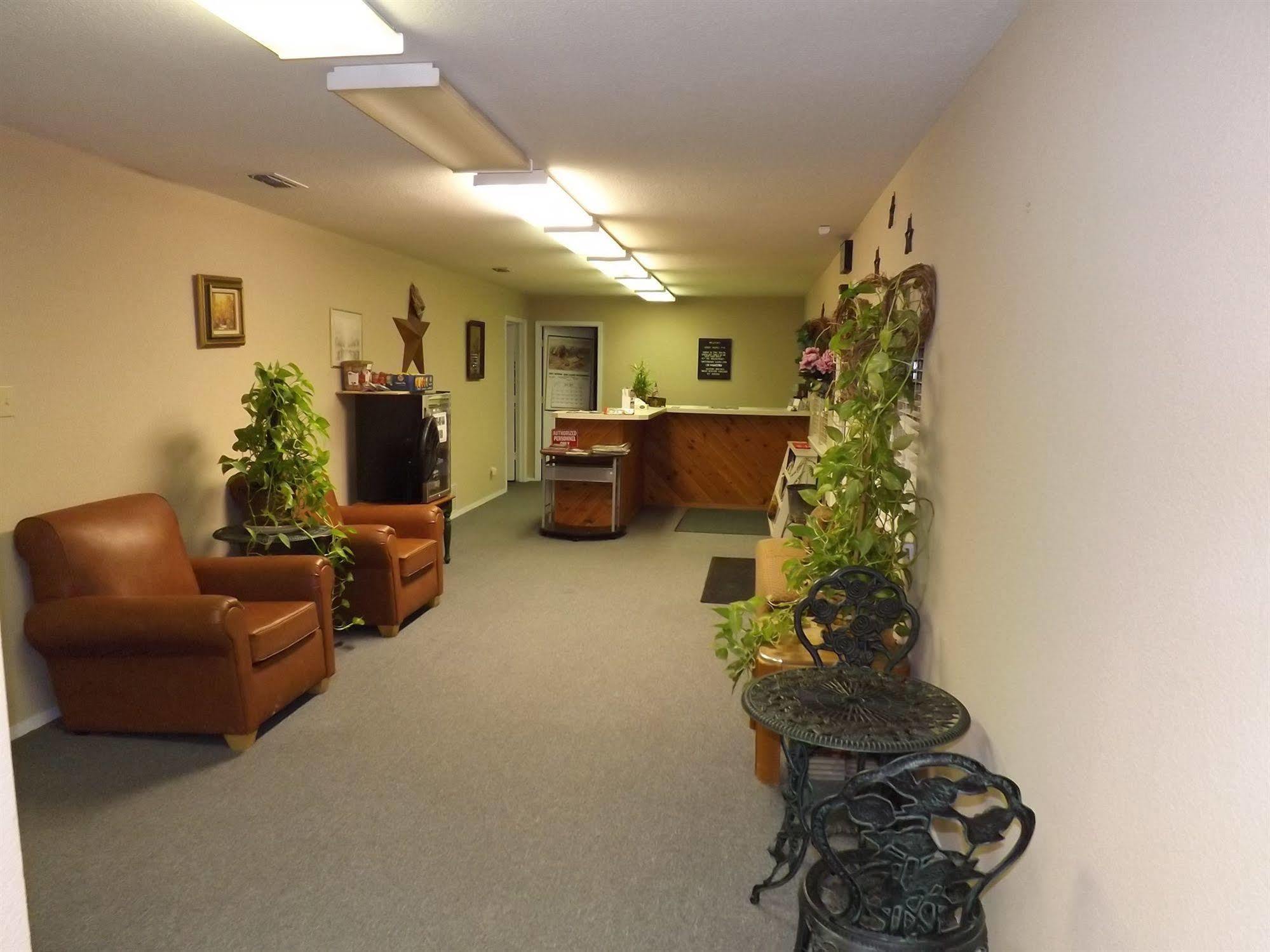 Albany Inn & Rv Campground Exterior photo